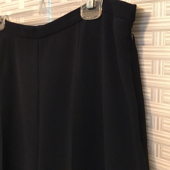 Elegant Black Suit with Pants. - Picture 6 of 6